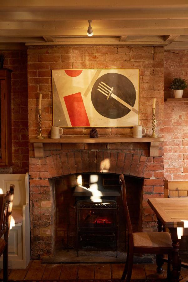 The Dog & Gun Inn Netheravon Εξωτερικό φωτογραφία